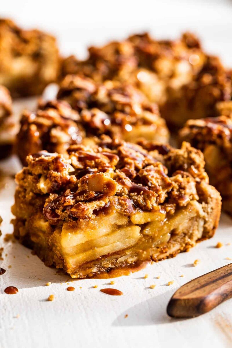 gluten-free-apple-pie-bars-get-inspired-everyday-13