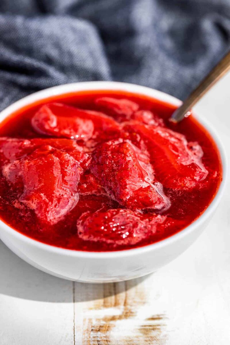 strawberry-compote-get-inspired-everyday-20