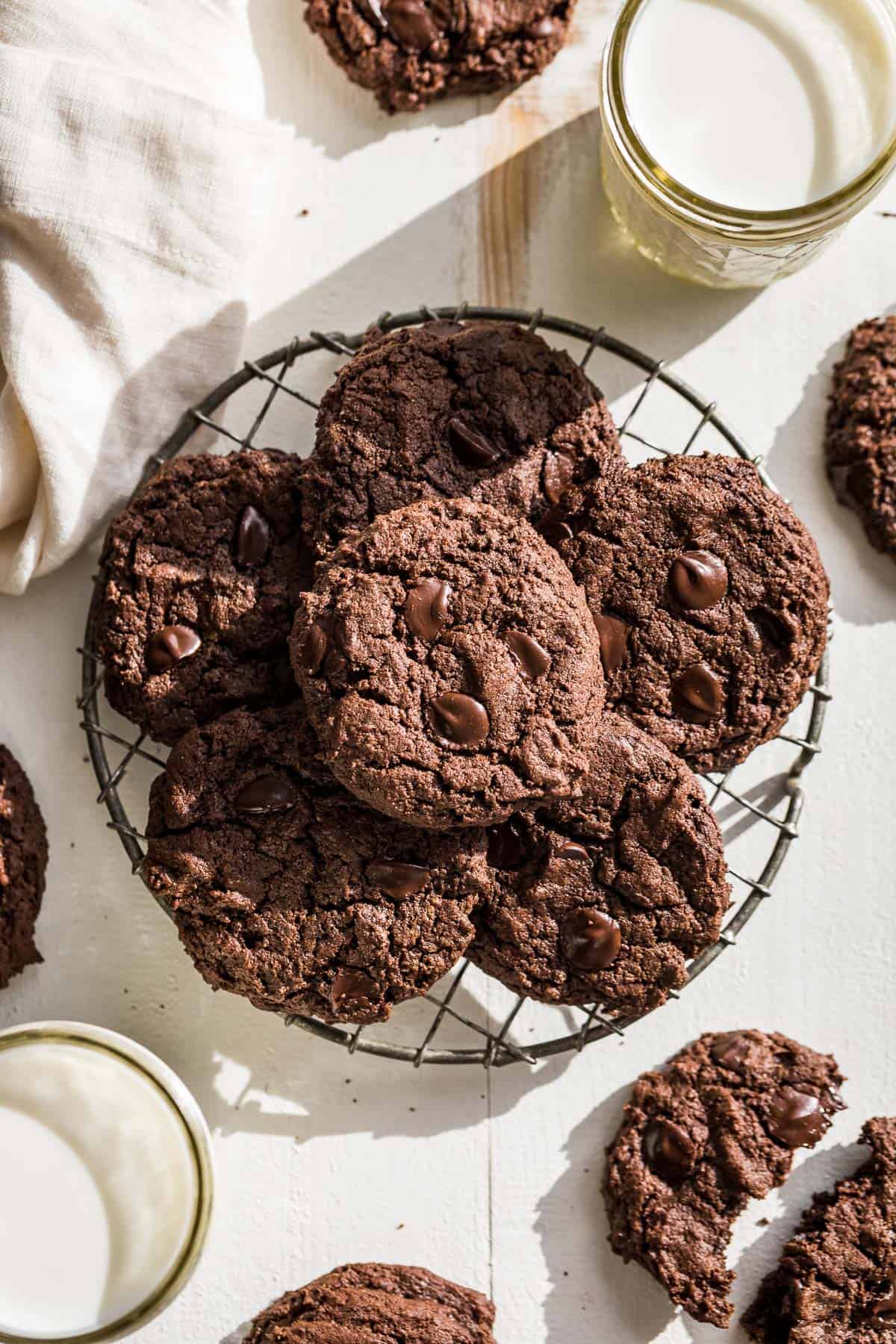 chocolate-almond-butter-cookies-get-inspired-everyday-6