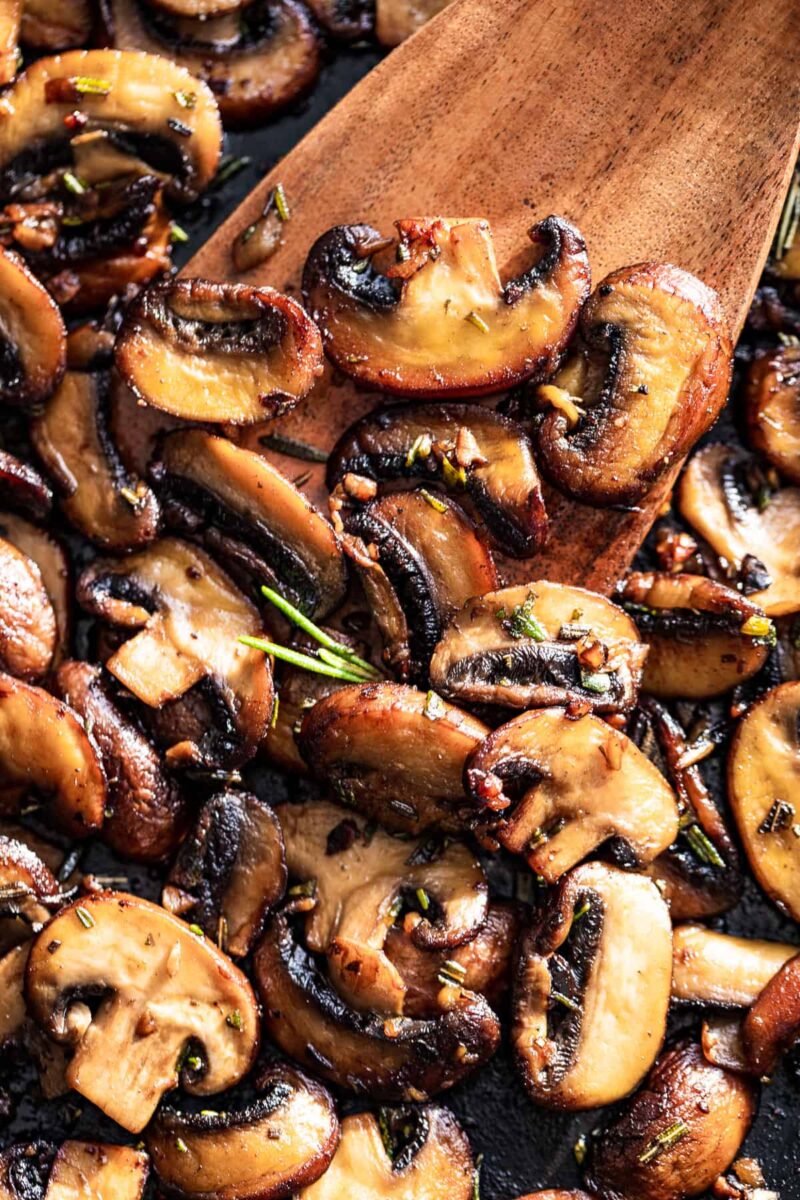 garlic-butter-mushrooms-get-inspired-everyday-3