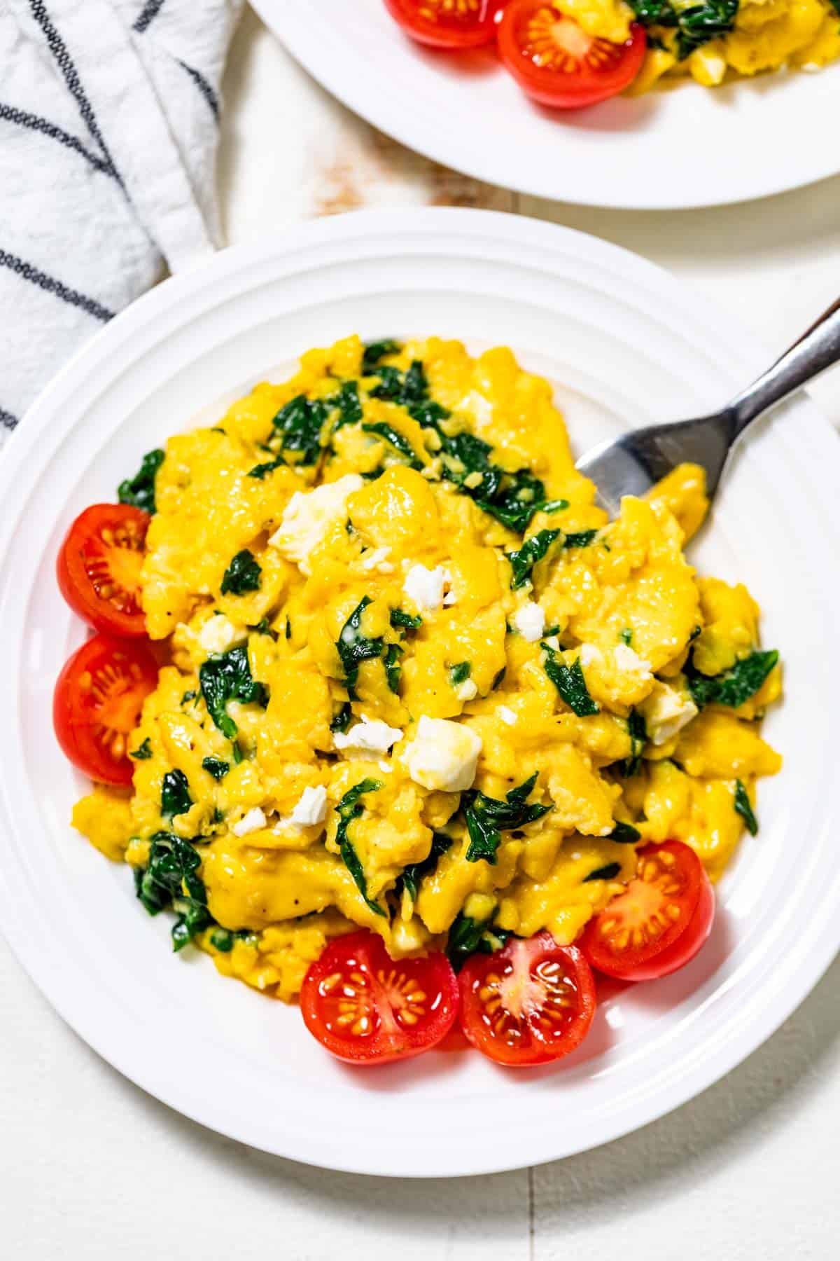 spinach-scrambled-eggs-get-inspired-everyday-5